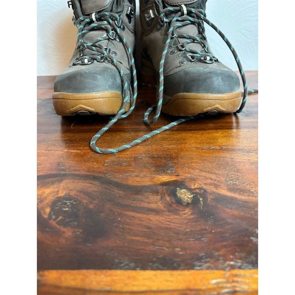 Vasque Women's Snowblime UltraDry Brown‎ Insulated Waterproof Boots 8